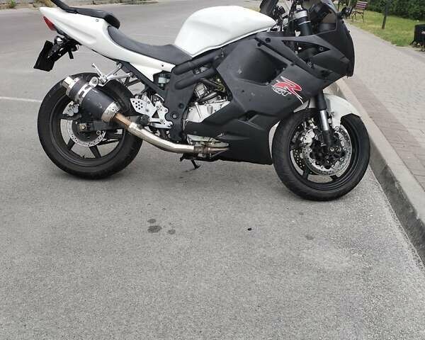 Хьюсонг GT 650R, об'ємом двигуна 0.65 л та пробігом 20 тис. км за 1850 $, фото 5 на Automoto.ua
