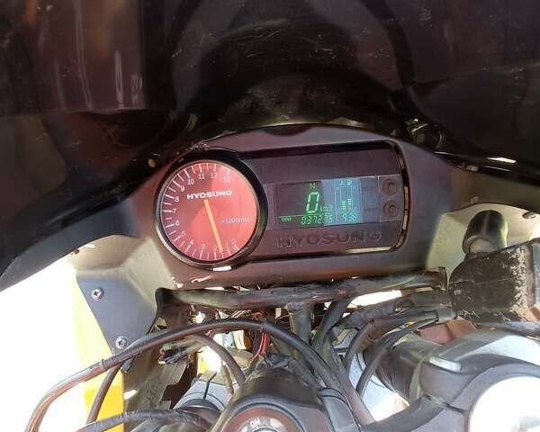 Оранжевый Хьюсонг GT 650R, объемом двигателя 0.65 л и пробегом 37 тыс. км за 3100 $, фото 9 на Automoto.ua