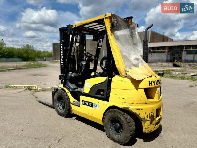 Жовтий Хендай 25Д, об'ємом двигуна 0 л та пробігом 8 тис. км за 13500 $, фото 4 на Automoto.ua