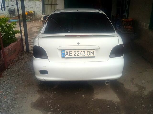 Білий Хендай Акцент, об'ємом двигуна 1.5 л та пробігом 365 тис. км за 1250 $, фото 2 на Automoto.ua