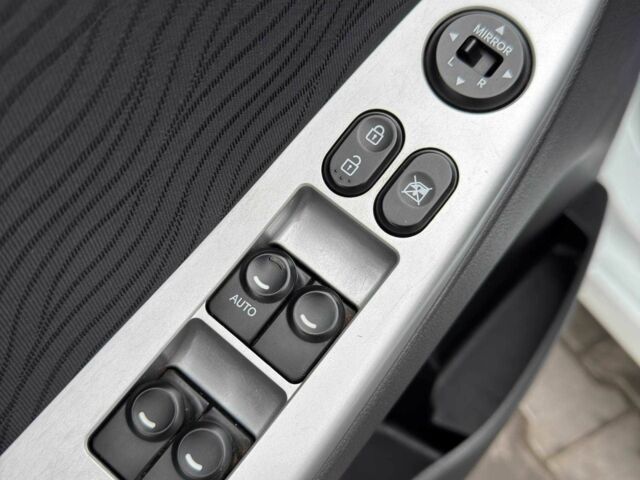 Білий Хендай Акцент, об'ємом двигуна 1.4 л та пробігом 82 тис. км за 9900 $, фото 13 на Automoto.ua