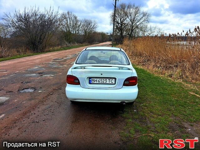 Білий Хендай Акцент, об'ємом двигуна 1.5 л та пробігом 215 тис. км за 1200 $, фото 4 на Automoto.ua