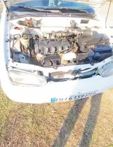 Белый Хендай Акцент, объемом двигателя 1.5 л и пробегом 400 тыс. км за 1600 $, фото 2 на Automoto.ua