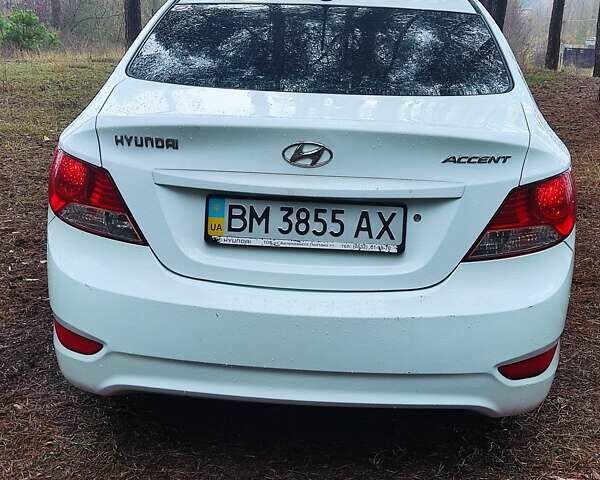 Белый Хендай Акцент, объемом двигателя 1.4 л и пробегом 227 тыс. км за 6200 $, фото 8 на Automoto.ua