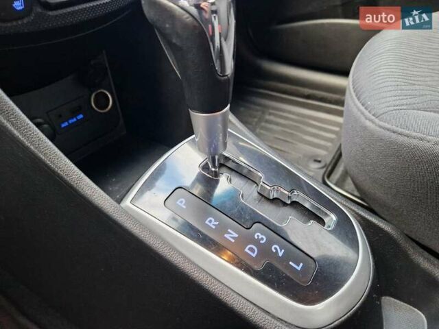 Белый Хендай Акцент, объемом двигателя 1.59 л и пробегом 197 тыс. км за 8800 $, фото 17 на Automoto.ua