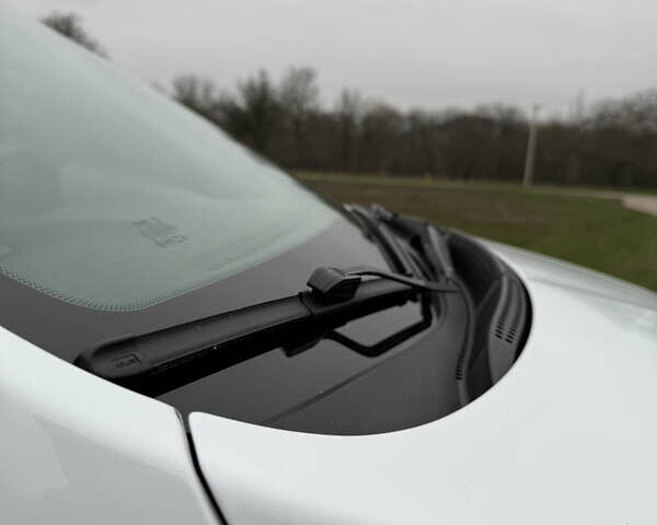 Білий Хендай Акцент, об'ємом двигуна 0 л та пробігом 97 тис. км за 6500 $, фото 9 на Automoto.ua