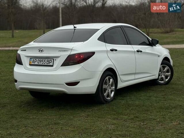 Білий Хендай Акцент, об'ємом двигуна 0 л та пробігом 97 тис. км за 6500 $, фото 1 на Automoto.ua