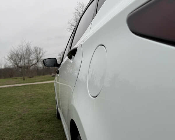 Білий Хендай Акцент, об'ємом двигуна 0 л та пробігом 97 тис. км за 6500 $, фото 10 на Automoto.ua