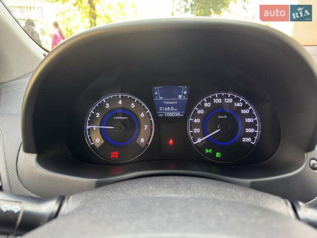 Хендай Акцент 2012 в Умани на Automoto.ua Белый Хендай Акцент, объемом двигателя 1.4 л и пробегом 105 тыс. км за 7250 $, фото 7 на Automoto.ua