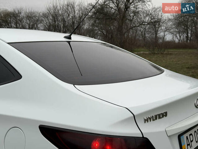 Білий Хендай Акцент, об'ємом двигуна 0 л та пробігом 97 тис. км за 6500 $, фото 15 на Automoto.ua