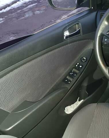 Белый Хендай Акцент, объемом двигателя 1.4 л и пробегом 126 тыс. км за 7750 $, фото 12 на Automoto.ua