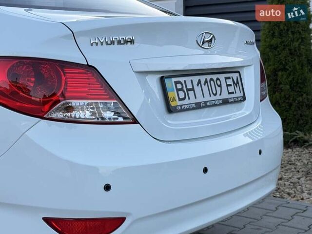 Белый Хендай Акцент, объемом двигателя 1.4 л и пробегом 135 тыс. км за 8700 $, фото 31 на Automoto.ua