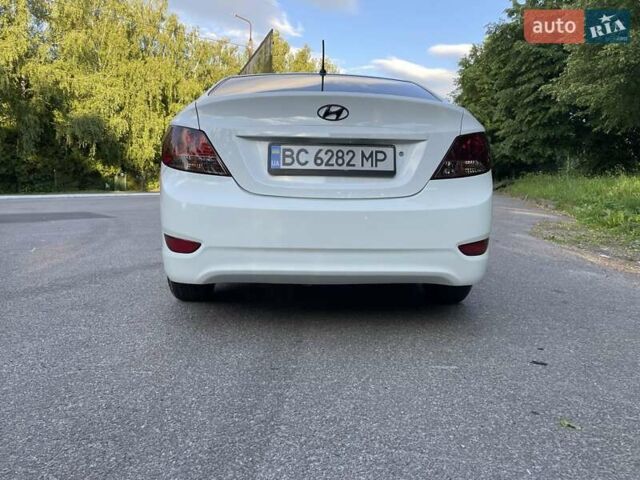 Белый Хендай Акцент, объемом двигателя 1.4 л и пробегом 126 тыс. км за 7750 $, фото 4 на Automoto.ua