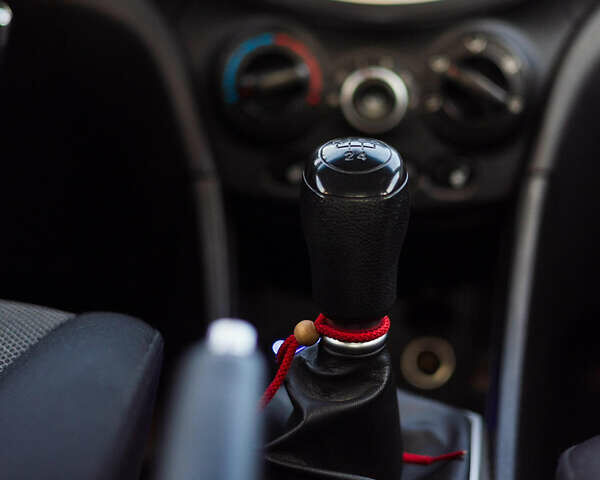 Белый Хендай Акцент, объемом двигателя 1.4 л и пробегом 158 тыс. км за 8000 $, фото 9 на Automoto.ua