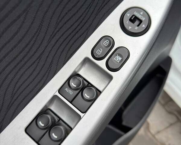 Білий Хендай Акцент, об'ємом двигуна 1.4 л та пробігом 84 тис. км за 9900 $, фото 12 на Automoto.ua