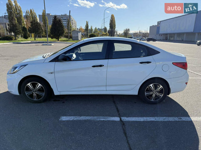 Білий Хендай Акцент, об'ємом двигуна 1.4 л та пробігом 105 тис. км за 8450 $, фото 14 на Automoto.ua