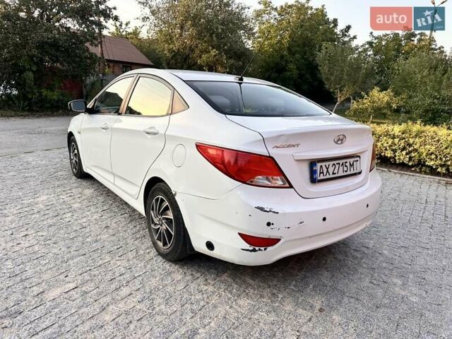 Хендай Акцент 2015 в Харькове на Automoto.ua Белый Хендай Акцент, объемом двигателя 1.6 л и пробегом 107 тыс. км за 5900 $, фото 3 на Automoto.ua
