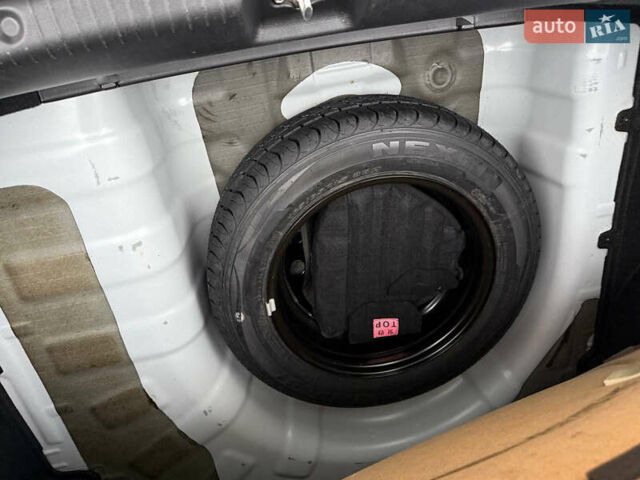 Белый Хендай Акцент, объемом двигателя 1.4 л и пробегом 64 тыс. км за 12800 $, фото 37 на Automoto.ua