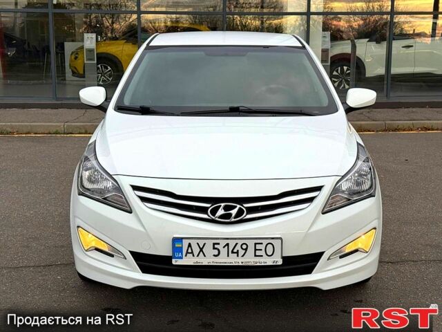 Білий Хендай Акцент, об'ємом двигуна 1.4 л та пробігом 64 тис. км за 12800 $, фото 1 на Automoto.ua