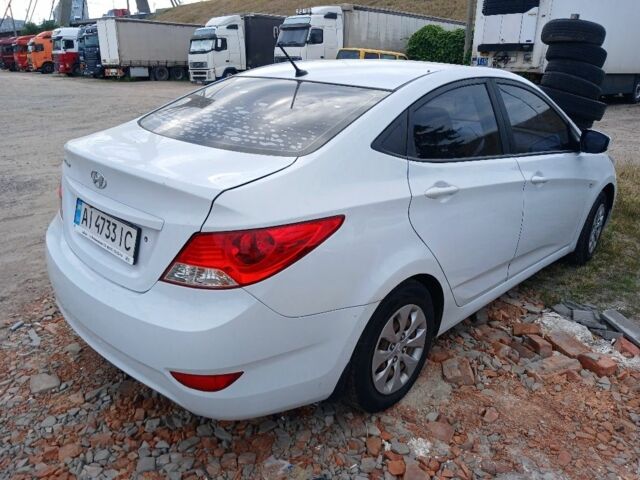 Белый Хендай Акцент, объемом двигателя 1.4 л и пробегом 217 тыс. км за 5750 $, фото 3 на Automoto.ua