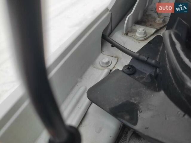 Білий Хендай Акцент, об'ємом двигуна 1.37 л та пробігом 61 тис. км за 10500 $, фото 36 на Automoto.ua