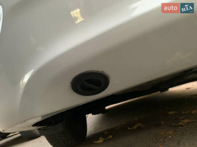 Белый Хендай Акцент, объемом двигателя 1.4 л и пробегом 111 тыс. км за 9500 $, фото 31 на Automoto.ua