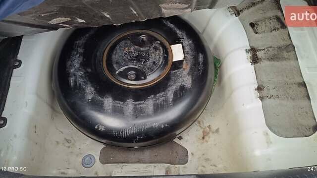 Белый Хендай Акцент, объемом двигателя 1.4 л и пробегом 235 тыс. км за 6400 $, фото 22 на Automoto.ua