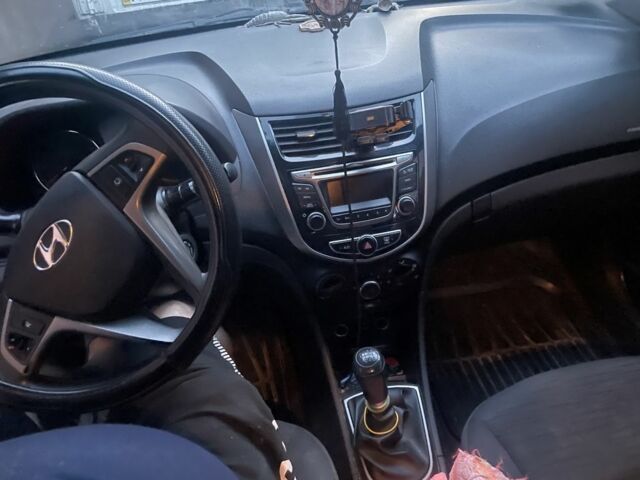 Білий Хендай Акцент, об'ємом двигуна 1.4 л та пробігом 134 тис. км за 7500 $, фото 3 на Automoto.ua