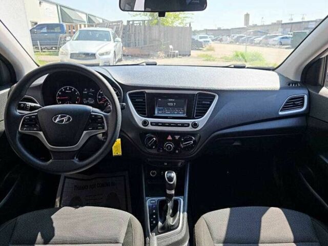 Хендай Акцент 2022 в Тернополе на Automoto.ua Белый Хендай Акцент, объемом двигателя 1.6 л и пробегом 31 тыс. км за 2800 $, фото 5 на Automoto.ua