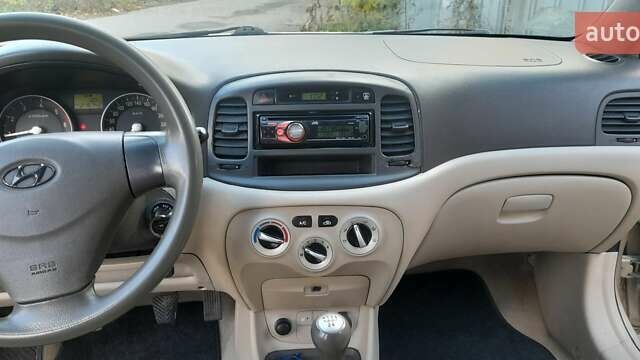 Хендай Акцент 2007 у Львові на Automoto.ua Бежевий Хендай Акцент, об'ємом двигуна 1.5 л та пробігом 216 тис. км за 4850 $, фото 3 на Automoto.ua