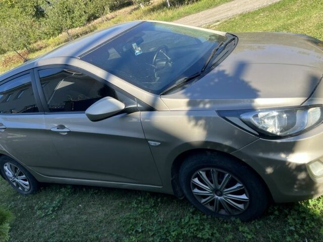 Бежевый Хендай Акцент, объемом двигателя 1.6 л и пробегом 201 тыс. км за 8500 $, фото 1 на Automoto.ua