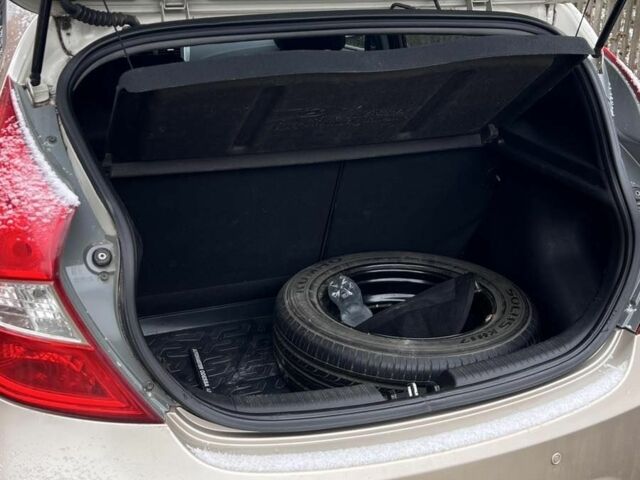 Бежевий Хендай Акцент, об'ємом двигуна 1.6 л та пробігом 148 тис. км за 8200 $, фото 3 на Automoto.ua