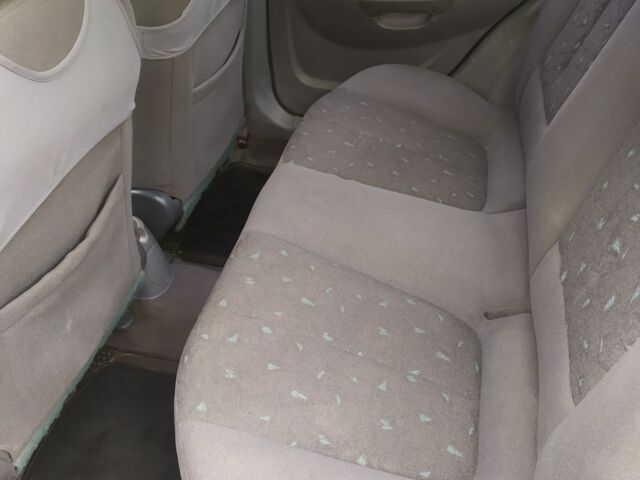 Бежевый Хендай Акцент, объемом двигателя 0 л и пробегом 147 тыс. км за 2900 $, фото 6 на Automoto.ua