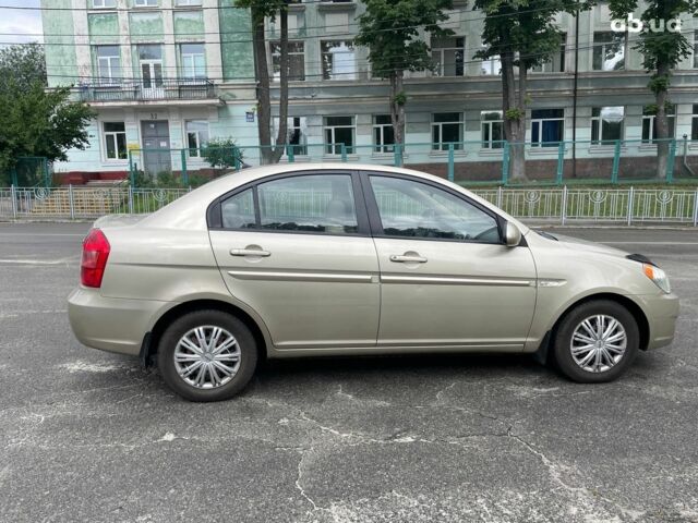 Бежевый Хендай Акцент, объемом двигателя 1.6 л и пробегом 182 тыс. км за 5690 $, фото 5 на Automoto.ua