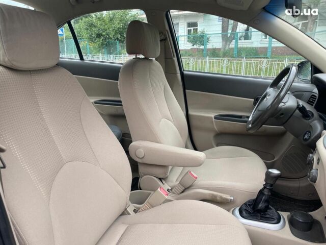 Бежевый Хендай Акцент, объемом двигателя 1.6 л и пробегом 182 тыс. км за 5690 $, фото 23 на Automoto.ua
