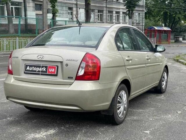 Бежевий Хендай Акцент, об'ємом двигуна 1.6 л та пробігом 182 тис. км за 4500 $, фото 6 на Automoto.ua