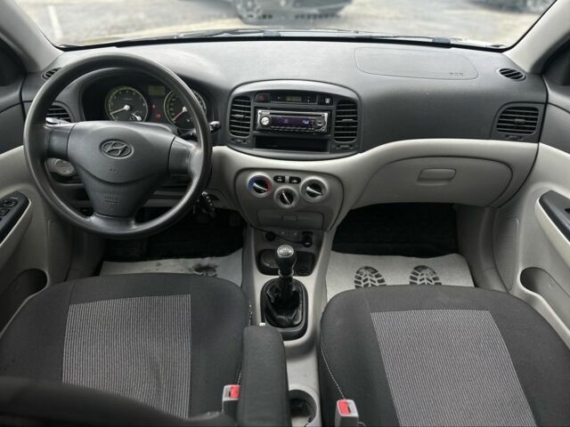 Бежевый Хендай Акцент, объемом двигателя 1.4 л и пробегом 162 тыс. км за 4999 $, фото 13 на Automoto.ua