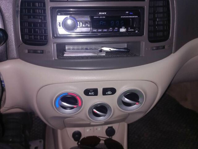 Бежевый Хендай Акцент, объемом двигателя 1.4 л и пробегом 192 тыс. км за 5200 $, фото 8 на Automoto.ua