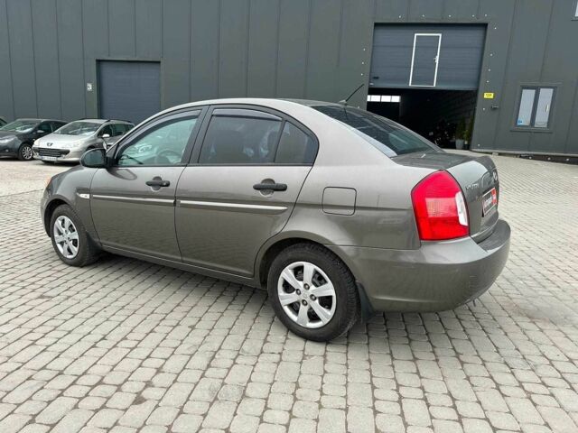 Бежевый Хендай Акцент, объемом двигателя 1.5 л и пробегом 174 тыс. км за 4990 $, фото 3 на Automoto.ua