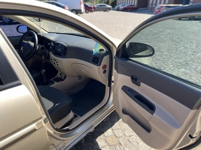 Бежевий Хендай Акцент, об'ємом двигуна 1.5 л та пробігом 335 тис. км за 4350 $, фото 13 на Automoto.ua