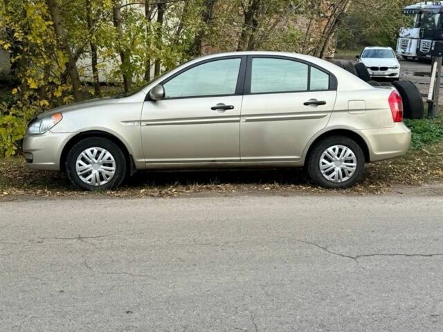 Бежевый Хендай Акцент, объемом двигателя 1.4 л и пробегом 159 тыс. км за 4200 $, фото 7 на Automoto.ua