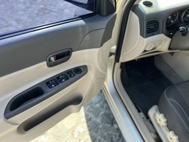 Бежевий Хендай Акцент, об'ємом двигуна 1.5 л та пробігом 335 тис. км за 4350 $, фото 9 на Automoto.ua