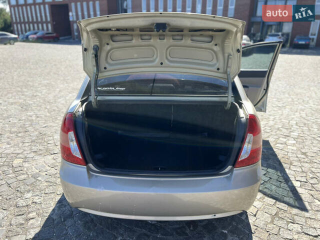 Бежевый Хендай Акцент, объемом двигателя 1.49 л и пробегом 335 тыс. км за 4100 $, фото 16 на Automoto.ua