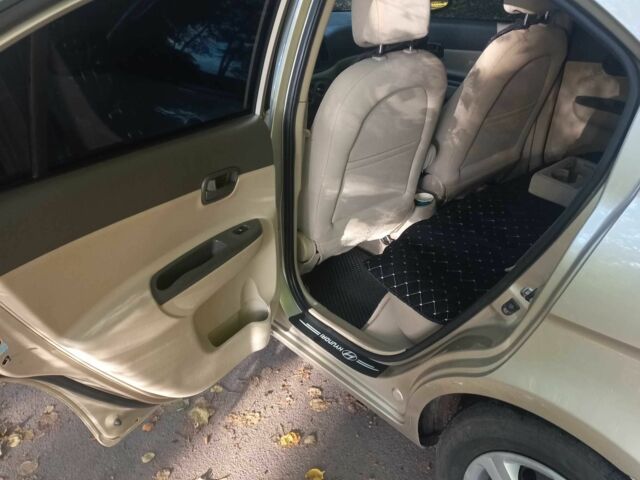 Бежевый Хендай Акцент, объемом двигателя 1.4 л и пробегом 192 тыс. км за 5200 $, фото 3 на Automoto.ua