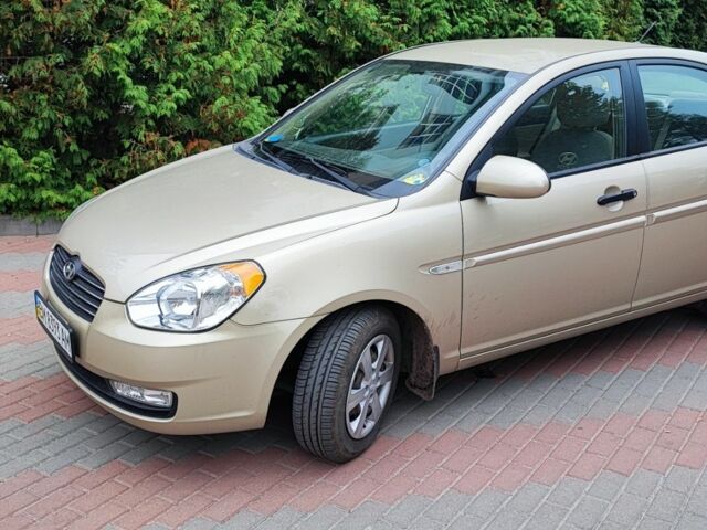 Бежевый Хендай Акцент, объемом двигателя 1.4 л и пробегом 58 тыс. км за 5700 $, фото 2 на Automoto.ua