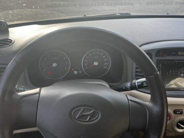 Бежевый Хендай Акцент, объемом двигателя 1.4 л и пробегом 216 тыс. км за 4750 $, фото 12 на Automoto.ua