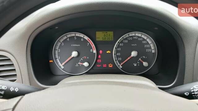 Бежевый Хендай Акцент, объемом двигателя 1.4 л и пробегом 58 тыс. км за 5700 $, фото 3 на Automoto.ua