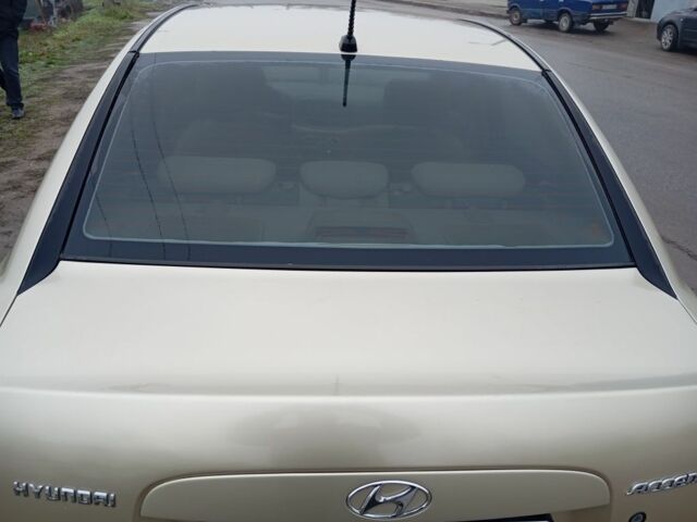 Бежевый Хендай Акцент, объемом двигателя 0 л и пробегом 300 тыс. км за 4150 $, фото 3 на Automoto.ua