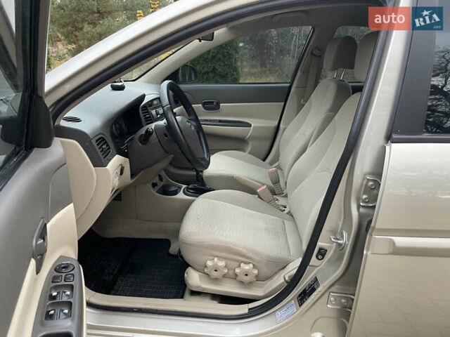 Хендай Акцент 2008 в Прилуках на Automoto.ua Бежевый Хендай Акцент, объемом двигателя 1.4 л и пробегом 226 тыс. км за 4450 $, фото 47 на Automoto.ua