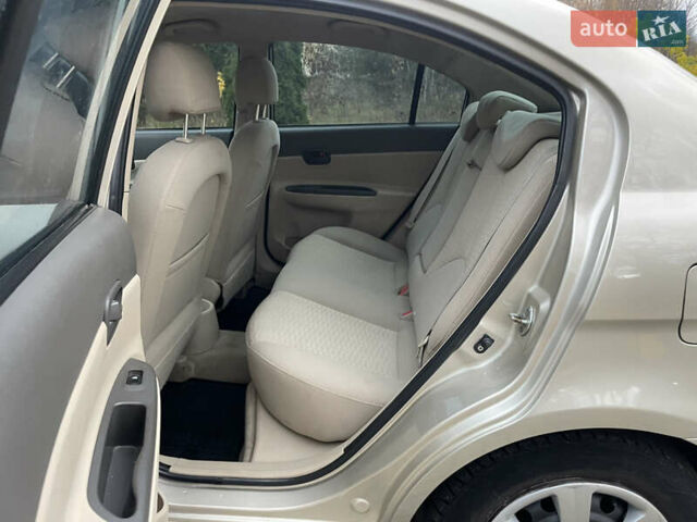 Хендай Акцент 2008 в Прилуках на Automoto.ua Бежевый Хендай Акцент, объемом двигателя 1.4 л и пробегом 226 тыс. км за 4450 $, фото 44 на Automoto.ua